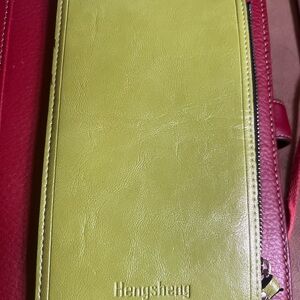 Hengsheng  Woman’s Leather Multi card Wallet With Zipper Pocket 14.5”open